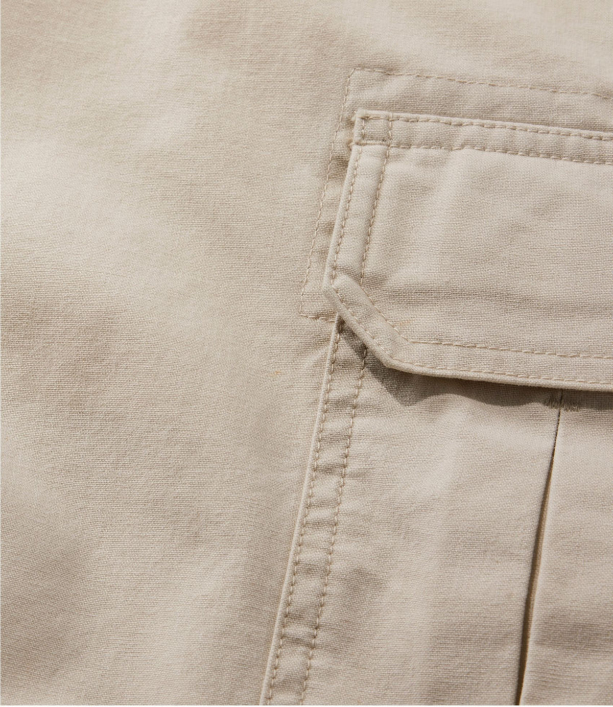 Men's Tropic-Weight Cargo Shorts, Comfort Waist, 10"