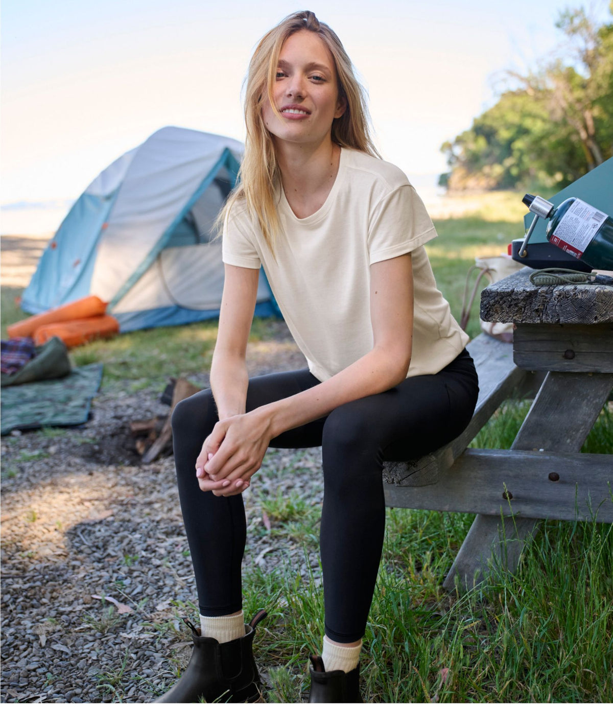 Women's Mountainside Crewneck Tee, Short-Sleeve