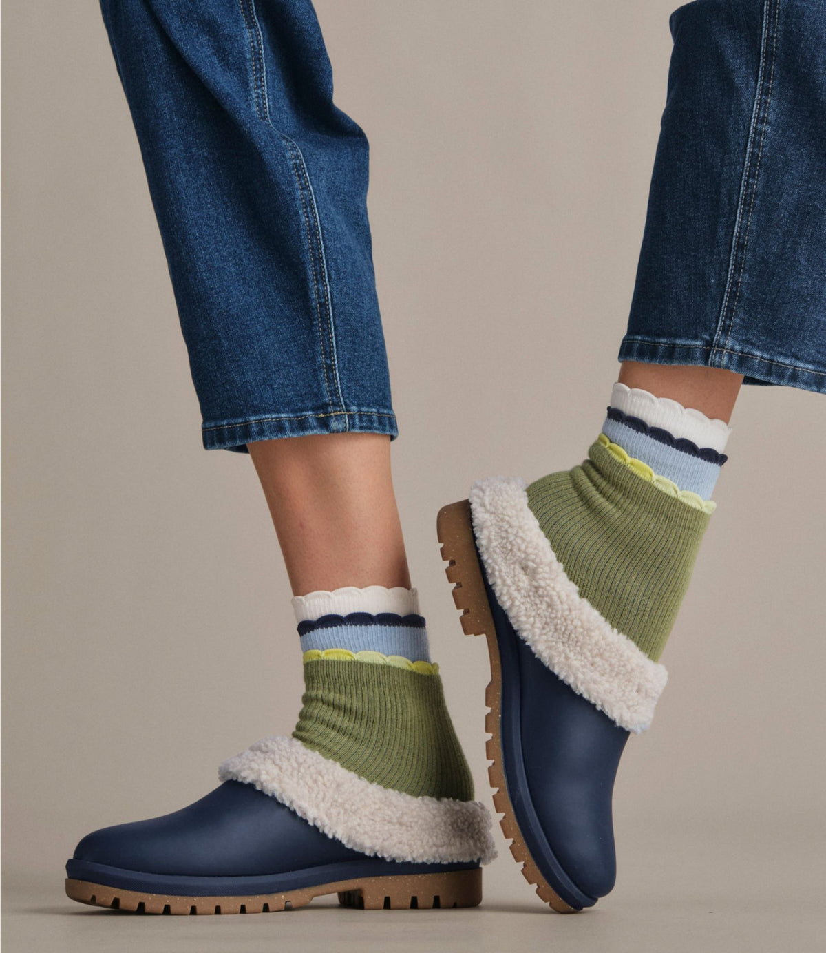 Women's Scalloped Edge Micro Crew Socks, 2-Pack