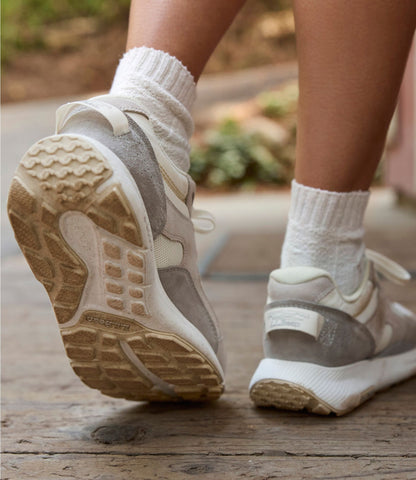 Women's 1985 Mountain Classic Sneakers