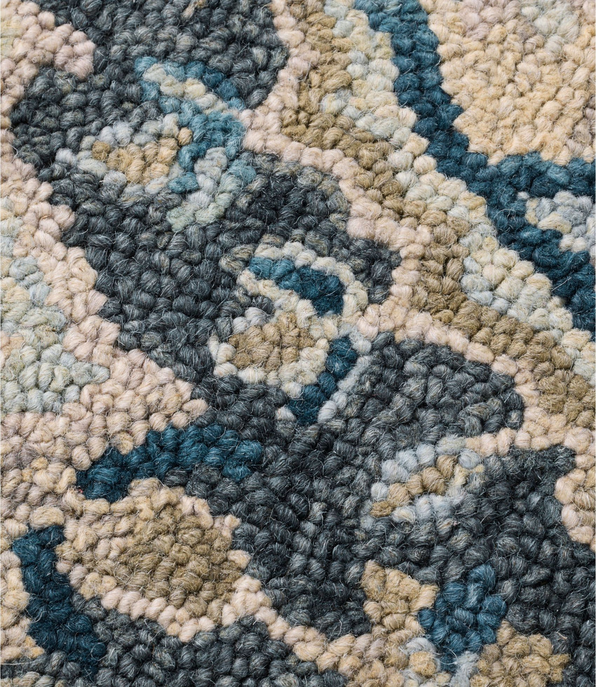 Diamond Floral Wool Tufted Runner