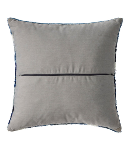 Indoor/Outdoor Hooked Pillow, Ocean Waves, 18" x 18"