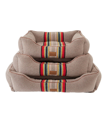 Vintage Camp Dog Bed